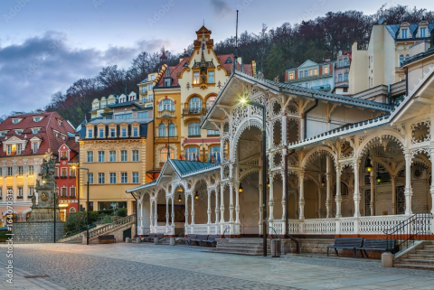 EXCURSIÓN A KARLOVY VARY